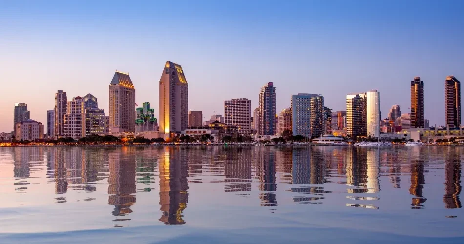 Complete Travel Guide to San Diego: Top Attractions, Food & Experiences